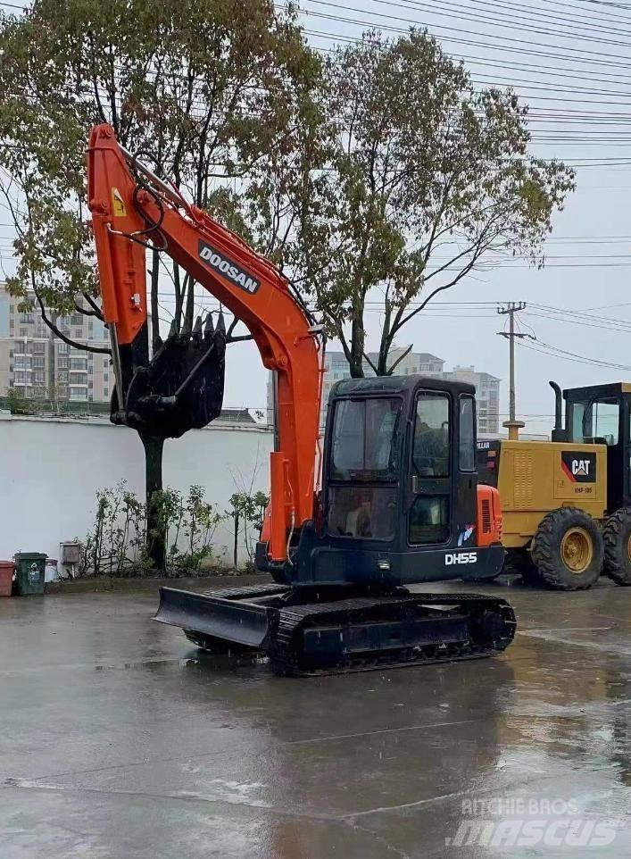 Doosan DH 55 Mini bagri <7t