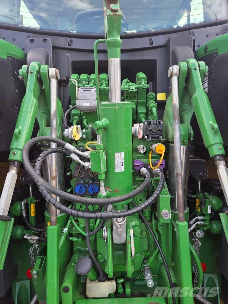 John Deere 6250 R Traktorji