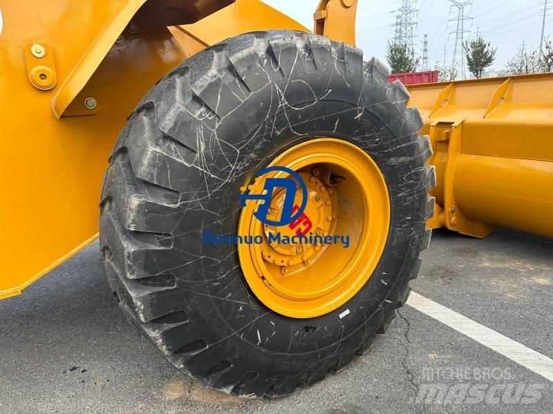 CAT 966H Kolesni nakladalci
