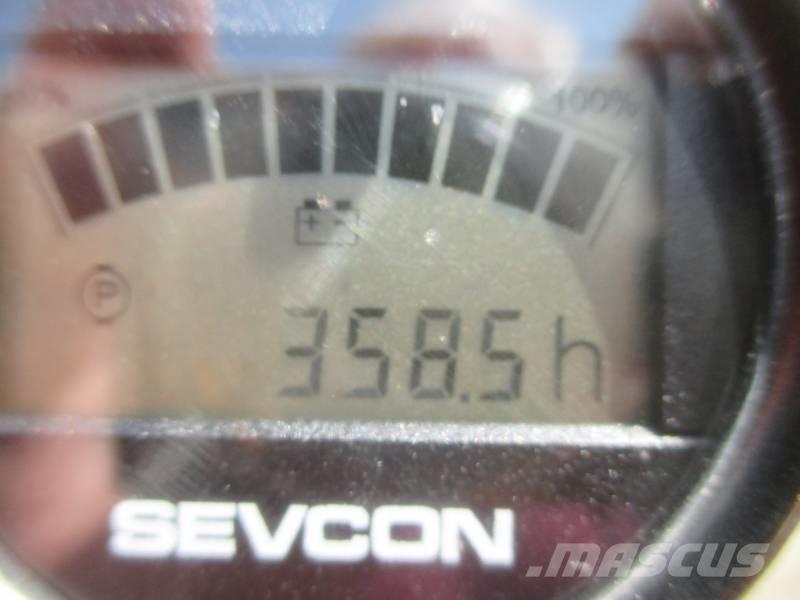 Manitou 170AETJ Zglobne dvižne ploščadi