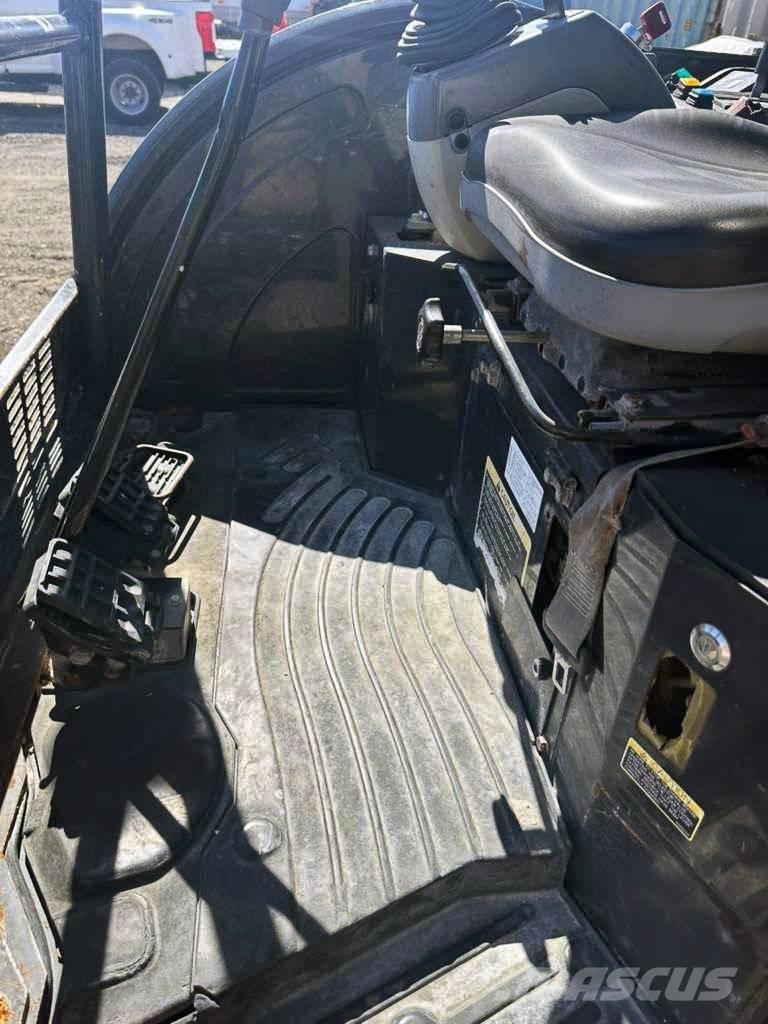 John Deere 26 G Mini bagri <7t