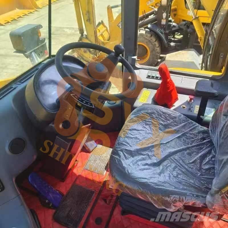 SDLG LG 936 Kolesni nakladalci