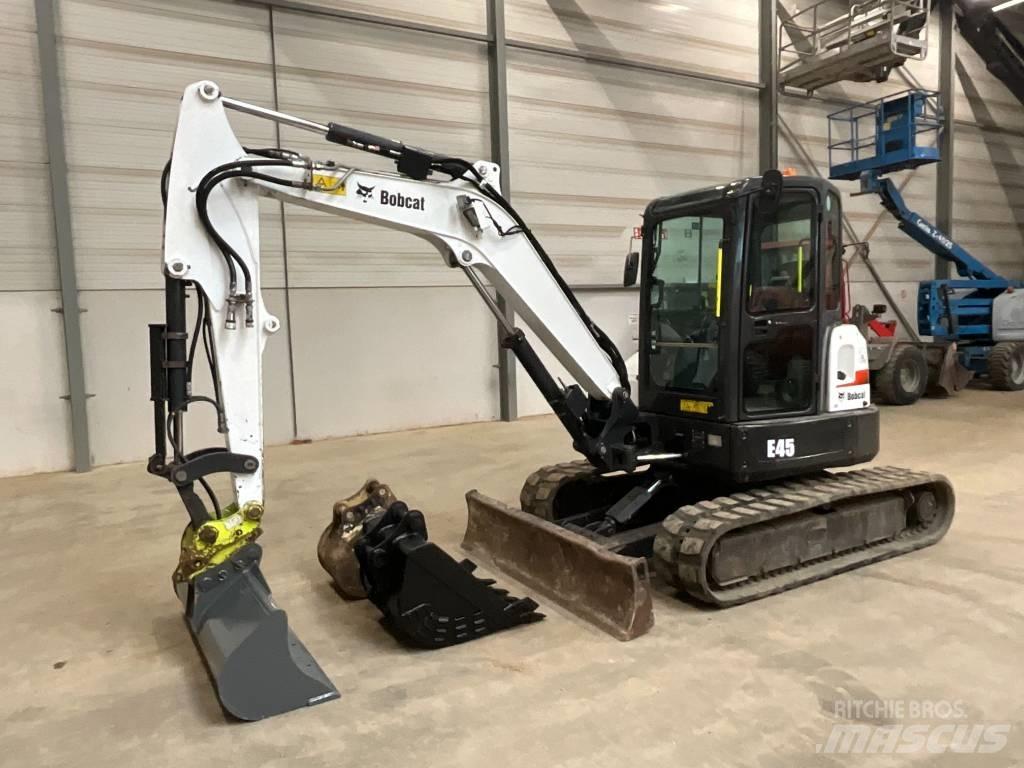 Bobcat E 45 Mini bagri <7t