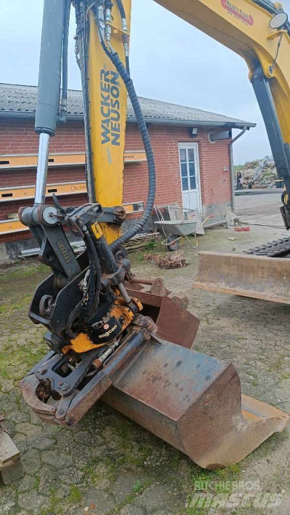 Wacker Neuson 6003 Mini bagri <7t