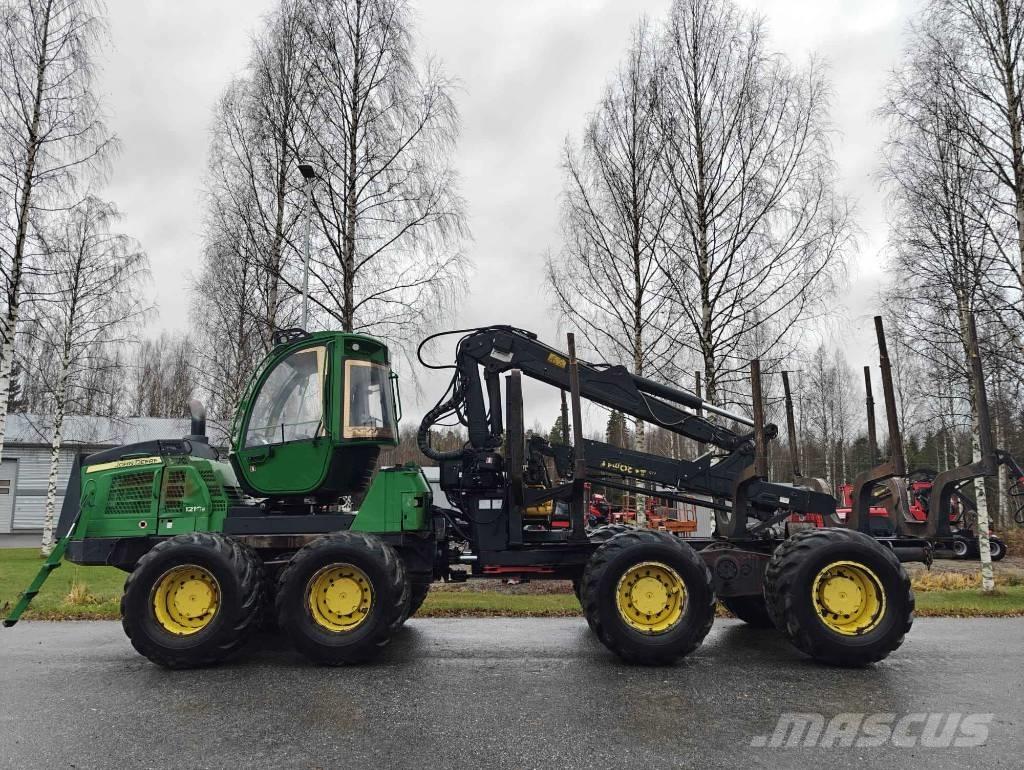 John Deere 1210 E Forwarderji