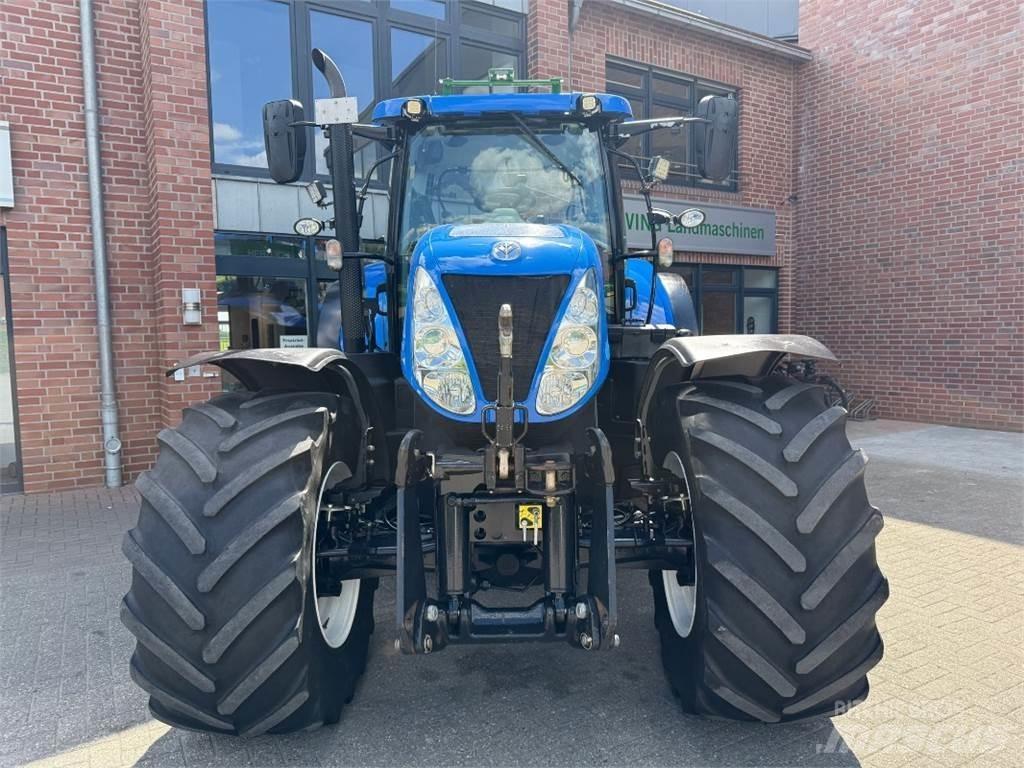 New Holland T7.220 Traktorji