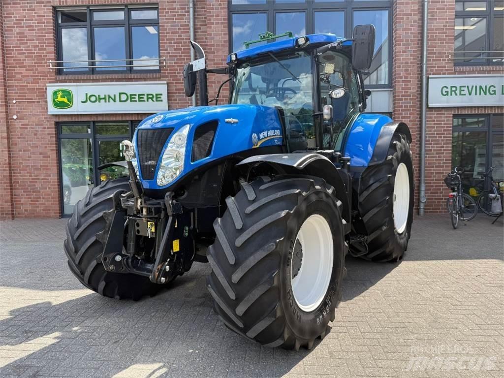 New Holland T7.220 Traktorji