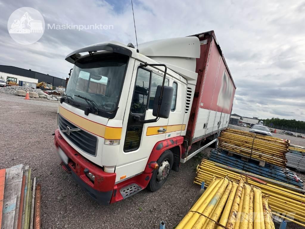 Volvo FL 6 Tovornjaki zabojniki