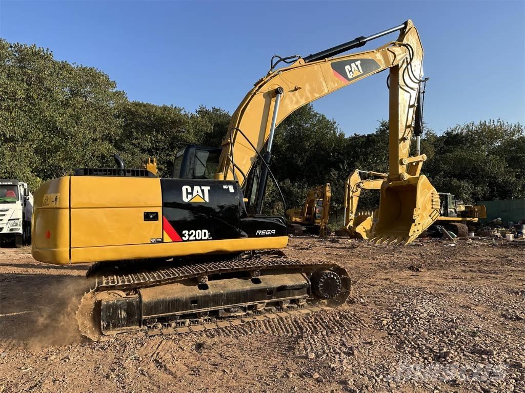CAT 320D Bagri goseničarji