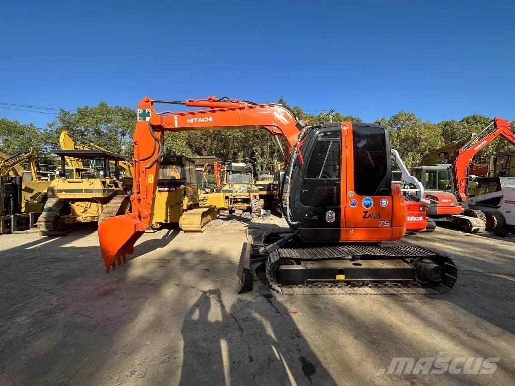 Hitachi ZX 75 Bagri goseničarji