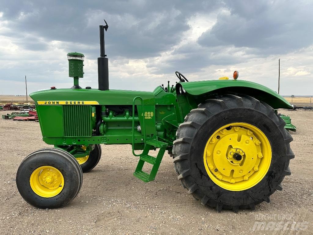 John Deere 4020 Traktorji