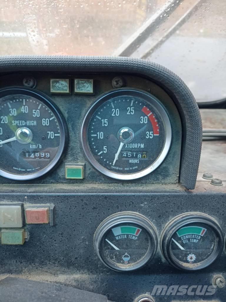 Kato KR 250 Avtodvigala