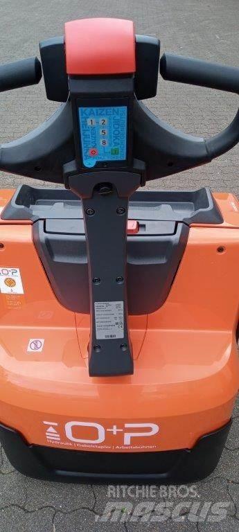 Toyota LWE 200 Električni nizko dvižni viličar