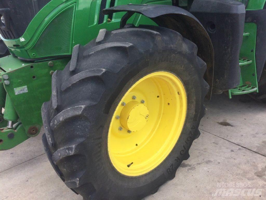 John Deere 6130M Traktorji