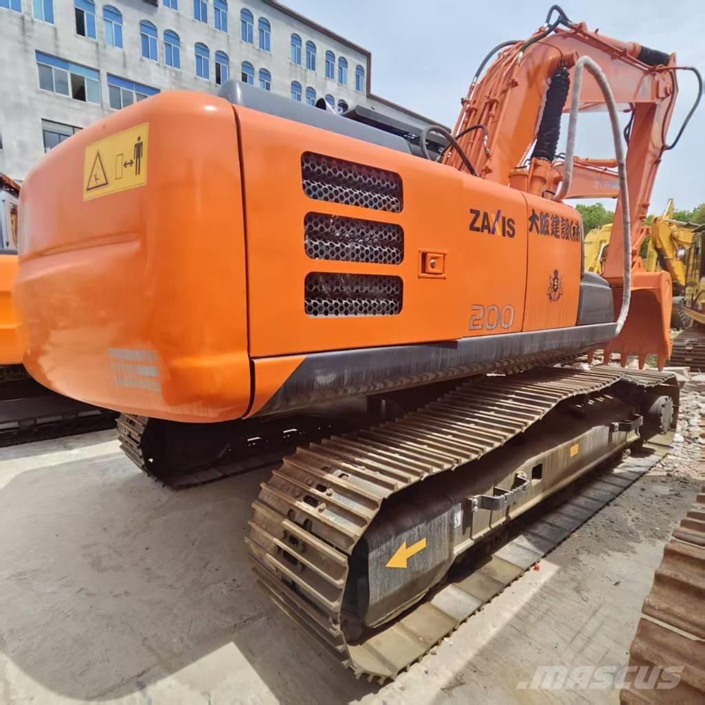 Hitachi ZX 200 Bagri goseničarji