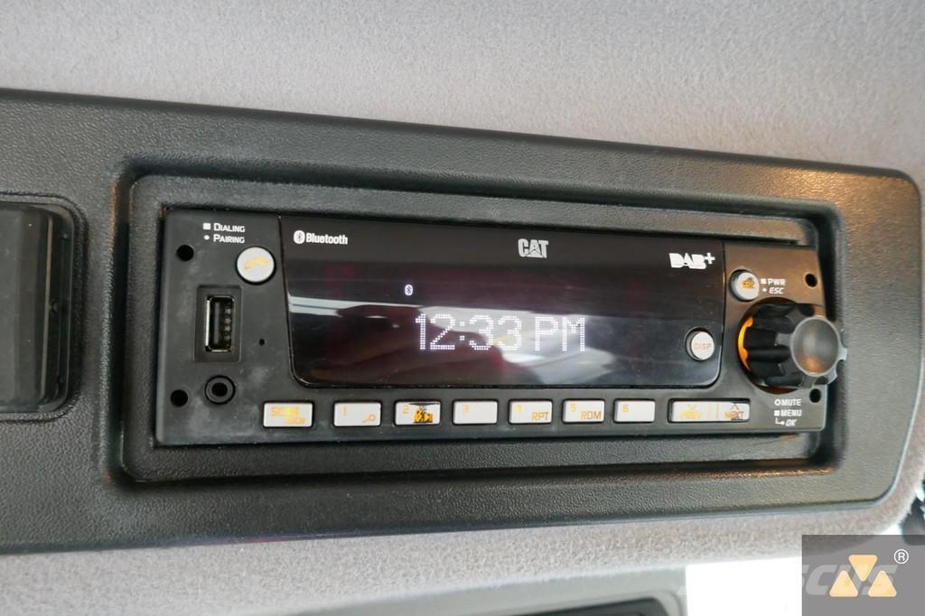 CAT 980M Kolesni nakladalci