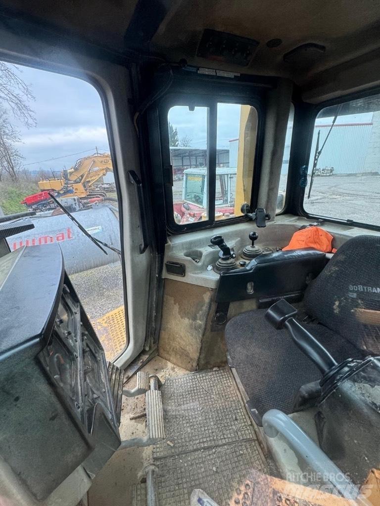 CAT D 6 R II DS XL Buldožerji goseničarji