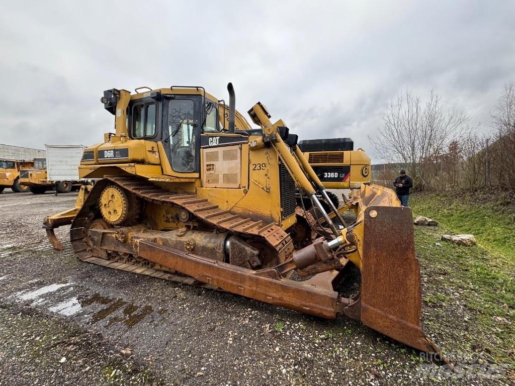CAT D 6 R II DS XL Buldožerji goseničarji