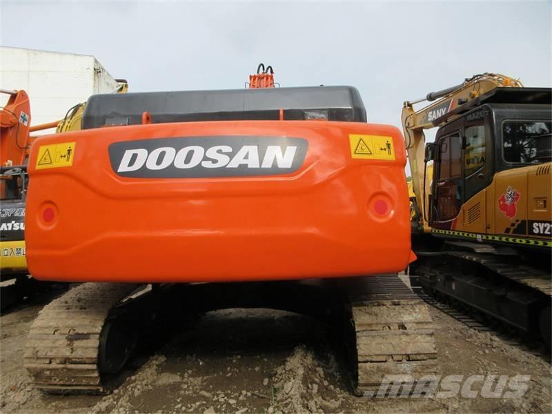 Doosan DX 340 Bagri goseničarji