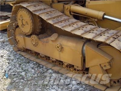 CAT D 5 H Buldožerji goseničarji