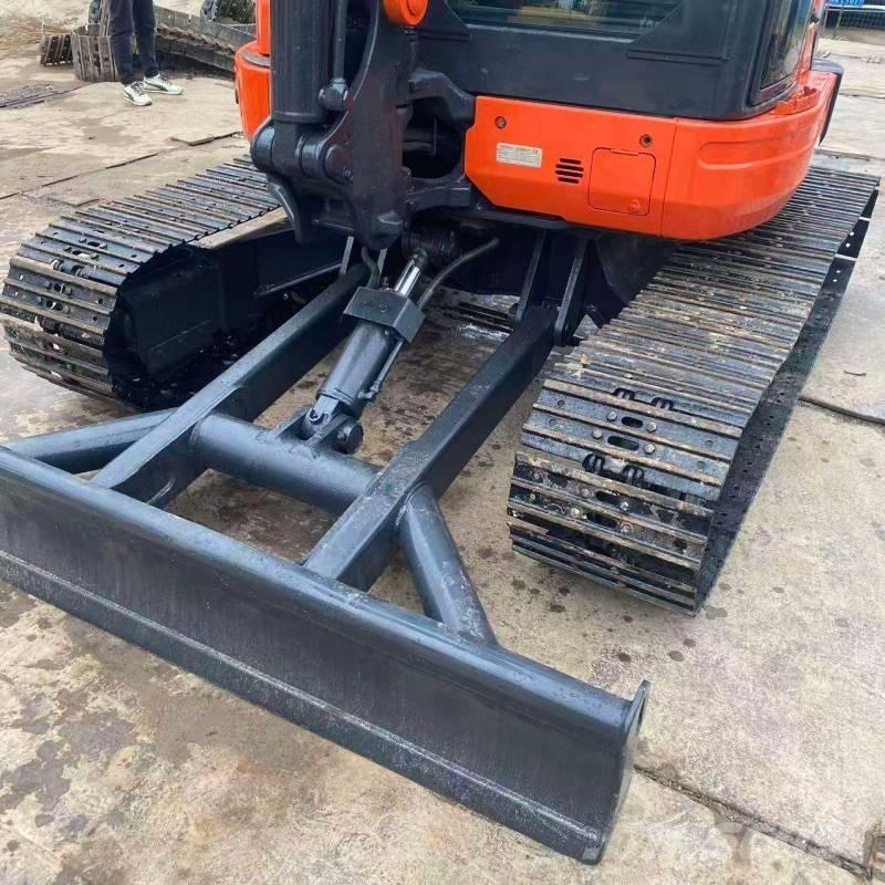 Kubota U 55 Mini bagri <7t