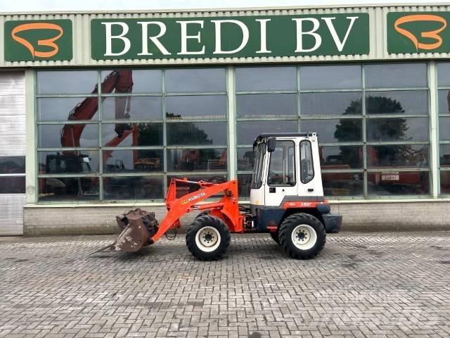 Kubota R 520 Kolesni nakladalci
