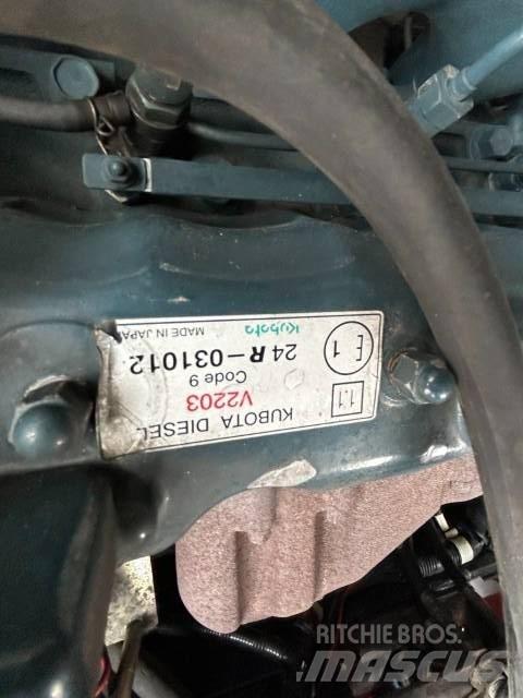 Kubota R 520 Kolesni nakladalci