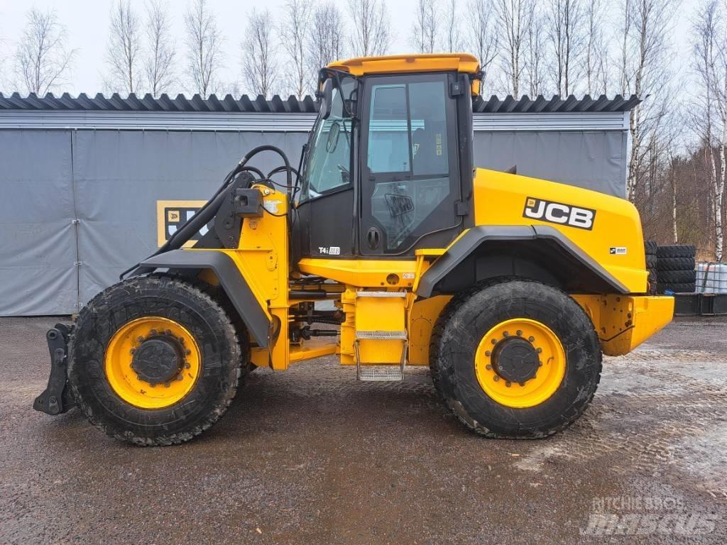 JCB 417 HT Kolesni nakladalci