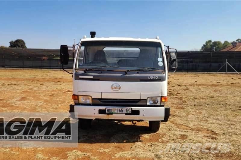 Nissan UD40 Drugi tovornjaki