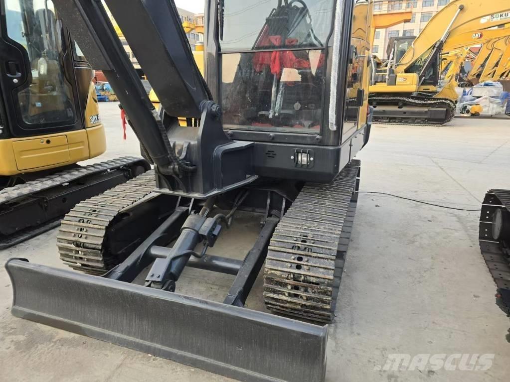 Volvo EC 60 Bagri goseničarji