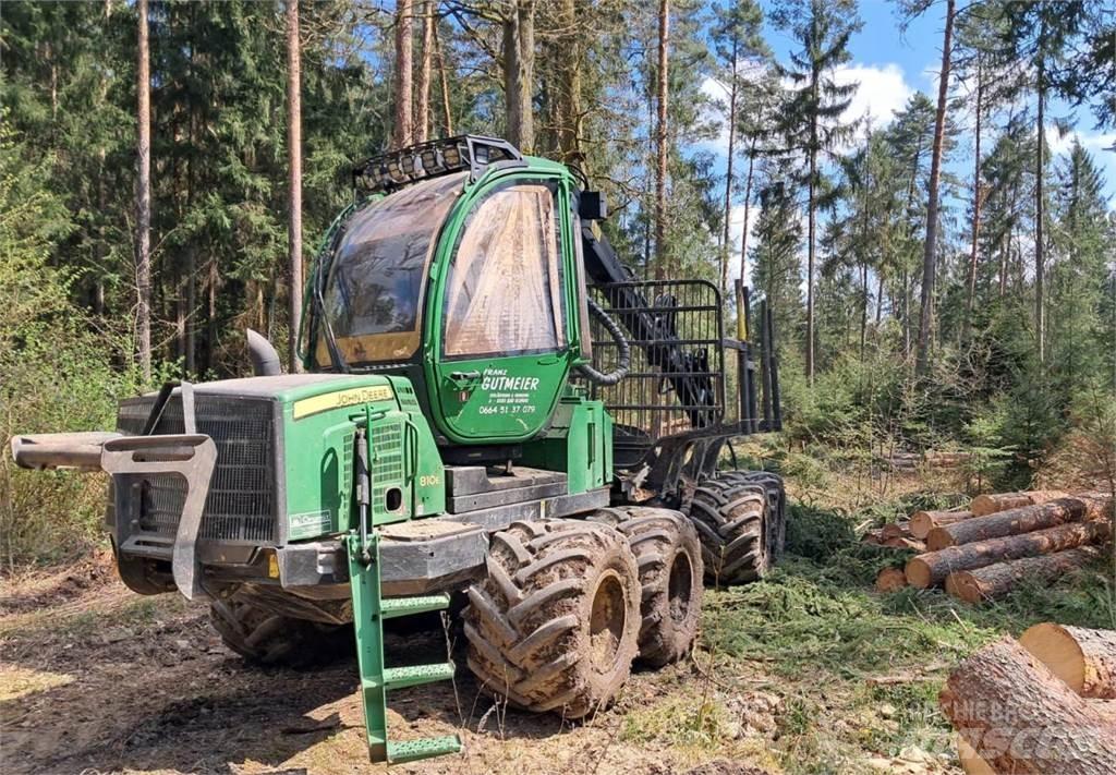 John Deere 810 E Forwarderji