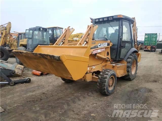 CASE 580M Skid steer mini nakladalci