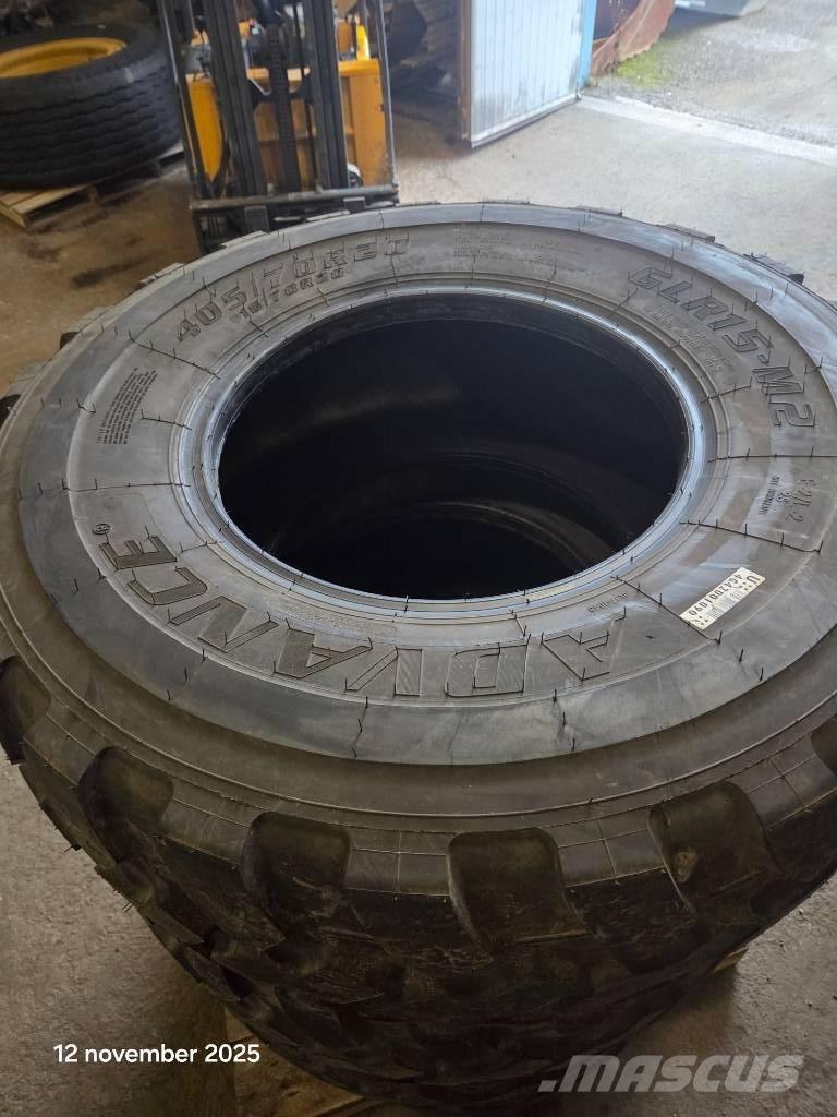 Advance GLR15-M2 Gume, kolesa in platišča