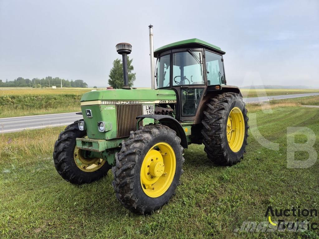 John Deere MFWD Traktorji