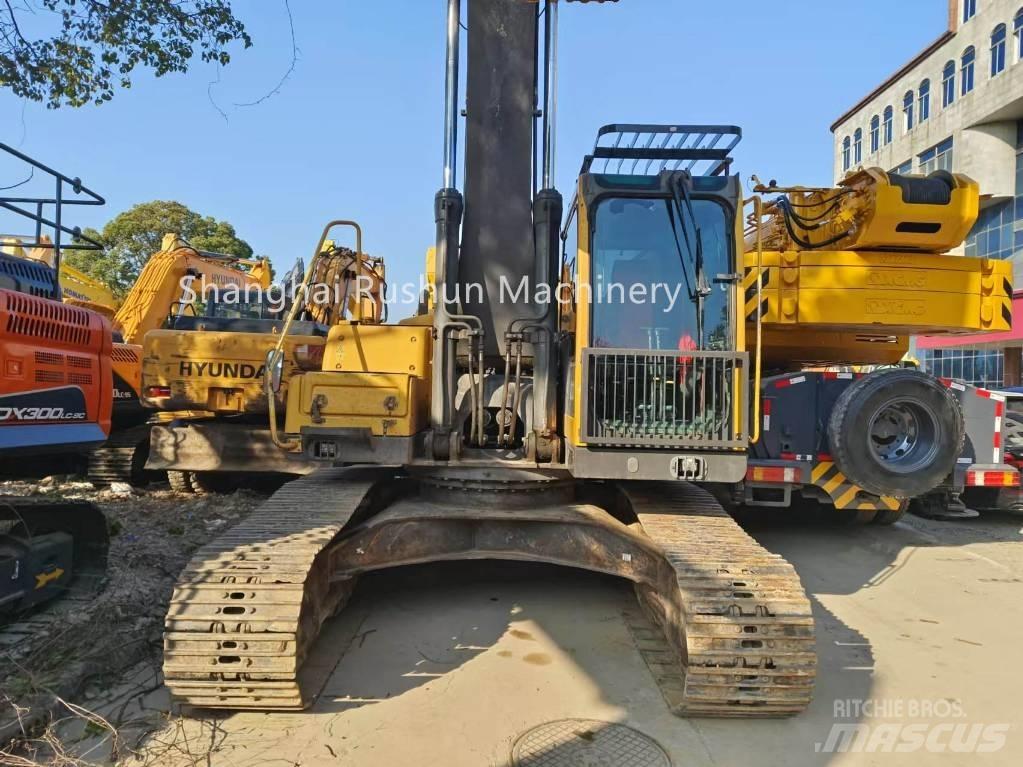 Volvo EC240 Bagri goseničarji