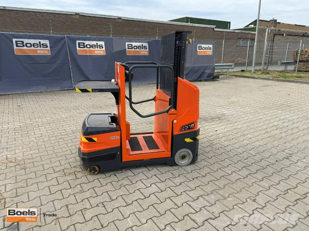 JLG DSP-M Visokodvižni komisionirni viličar