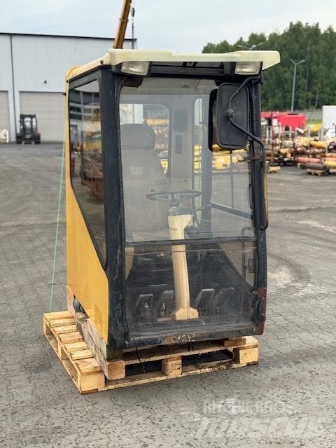 CAT M 320 USED CAB Kabine in notranjost