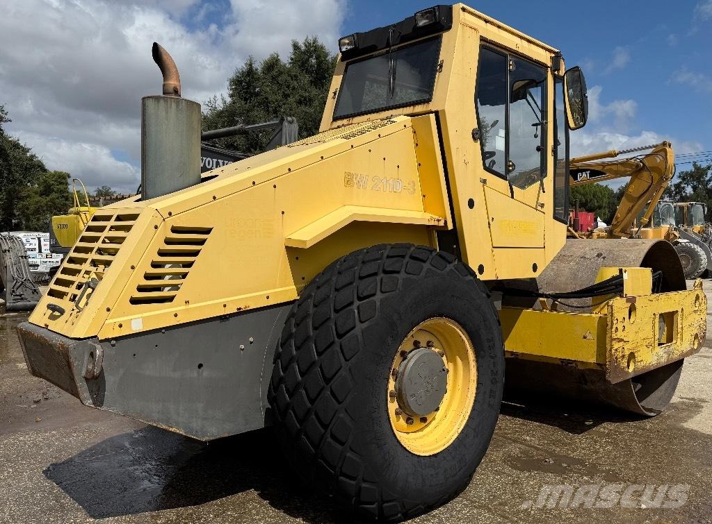 Bomag BW 211 D-3 Dvojni valjarji