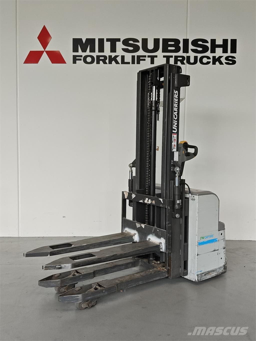 Atlet PSH160 Samopogonski ročni viličarji