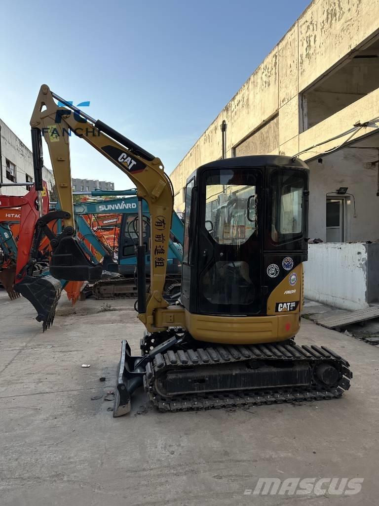 CAT 303 CR Mini bagri <7t