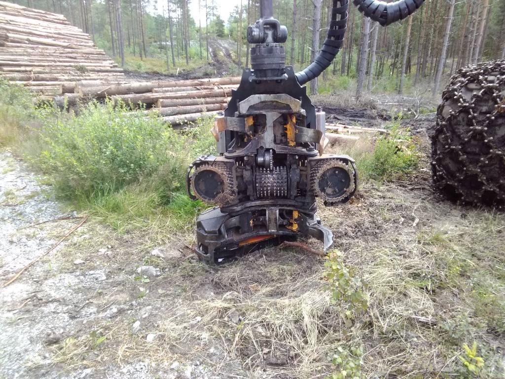 Ponsse SCORPION 8W Harvesterji