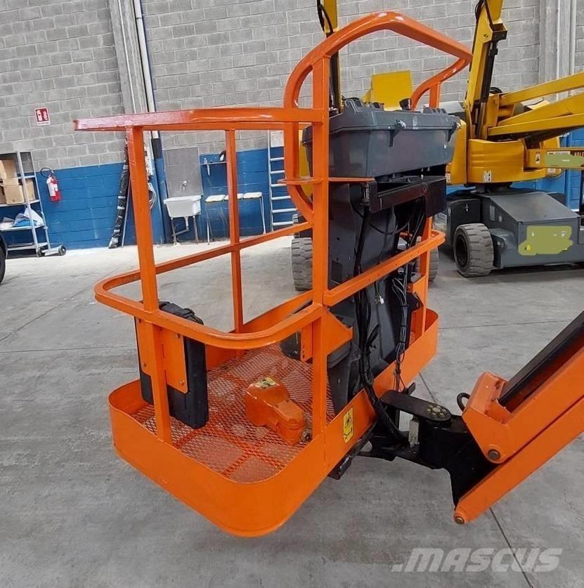 JLG E 450 AJ Zglobne dvižne ploščadi