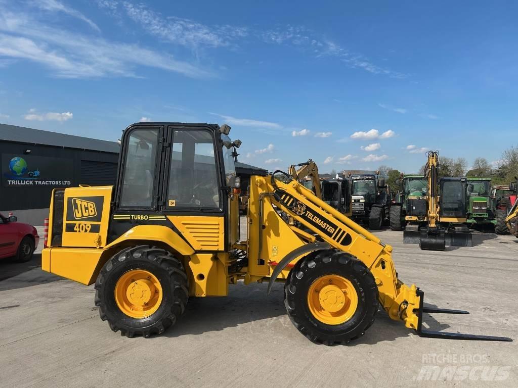 JCB 409 Kmetijski teleskopski nakladalci