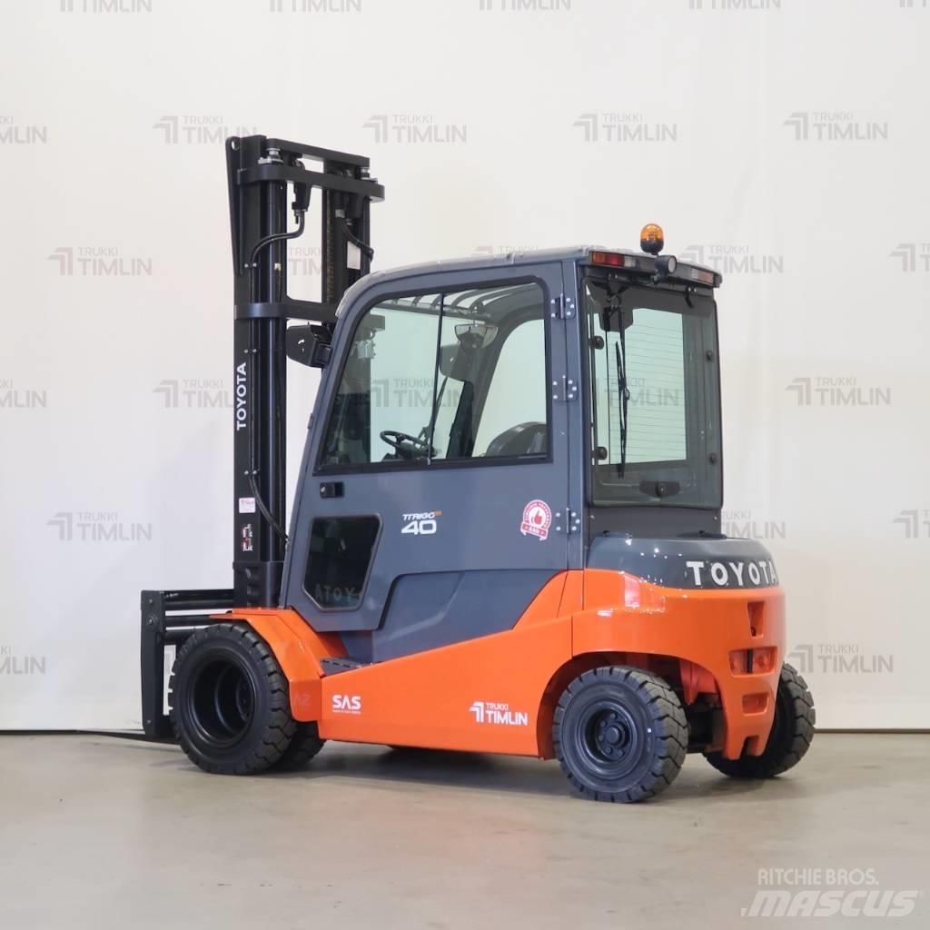 Toyota 8FBMT40 Električni viličarji