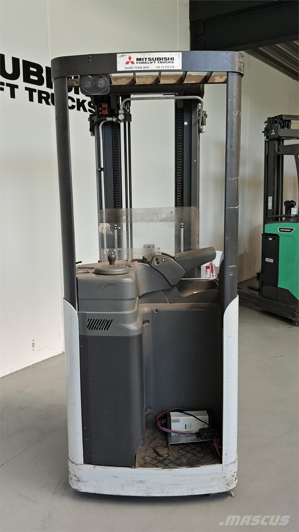 Atlet AJN160 Samopogonski ročni viličarji