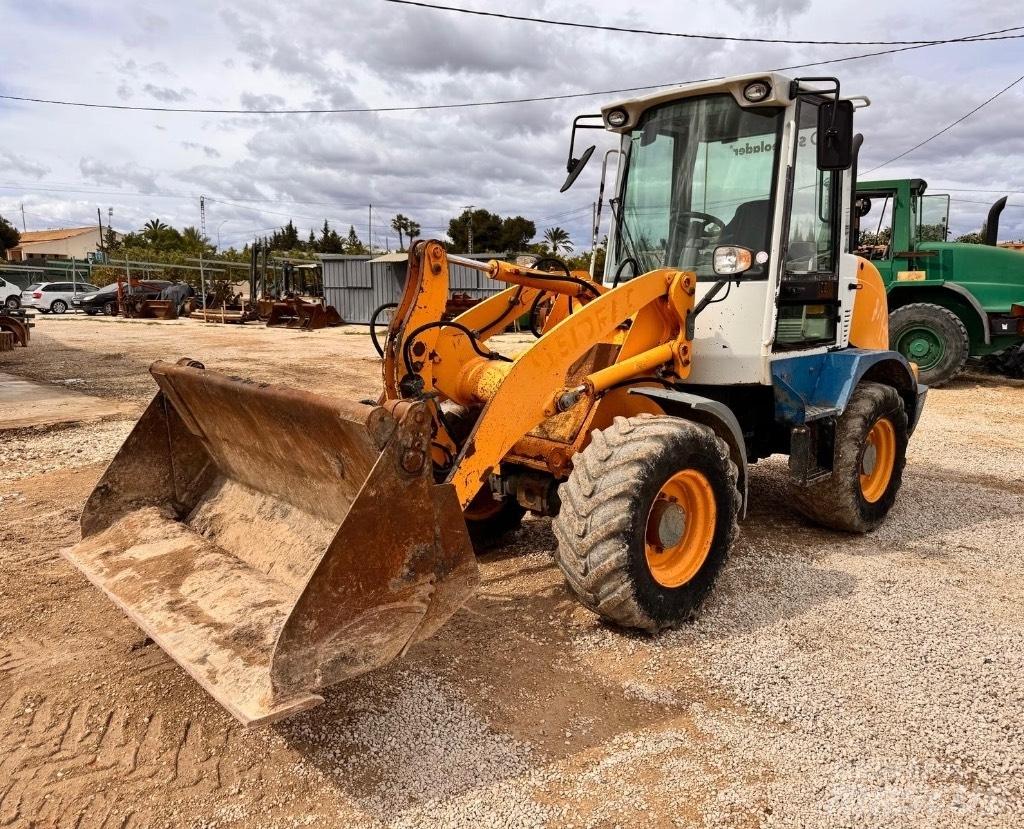 Liebherr L 507 Kolesni nakladalci
