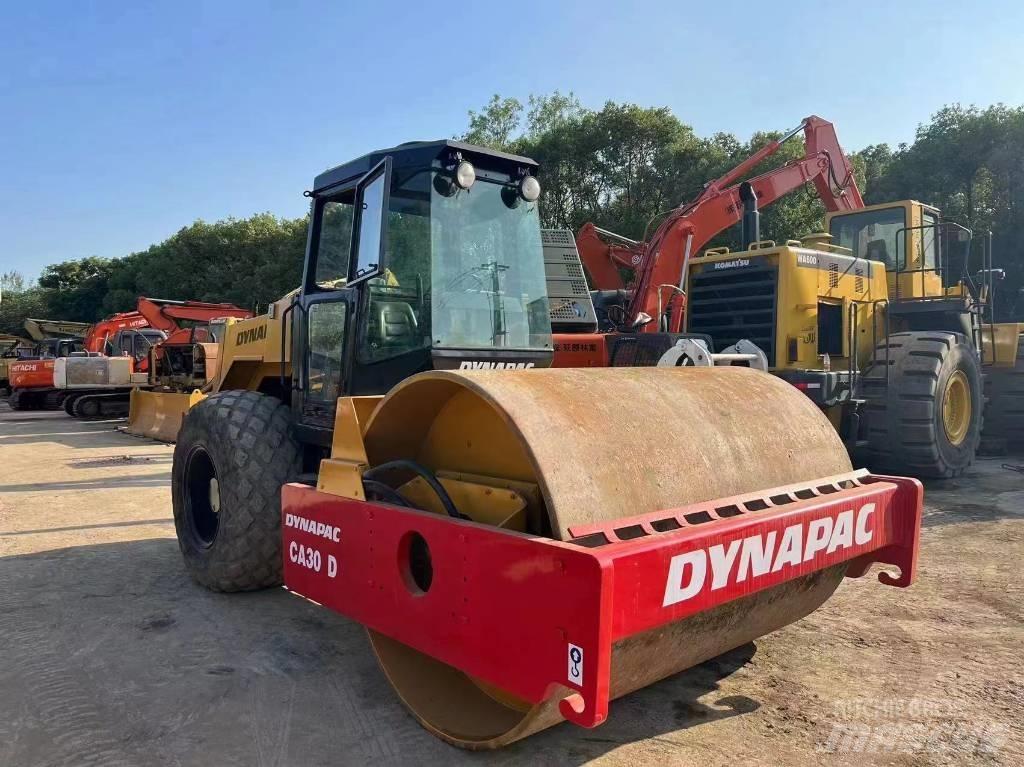 Dynapac CA300 Grederji