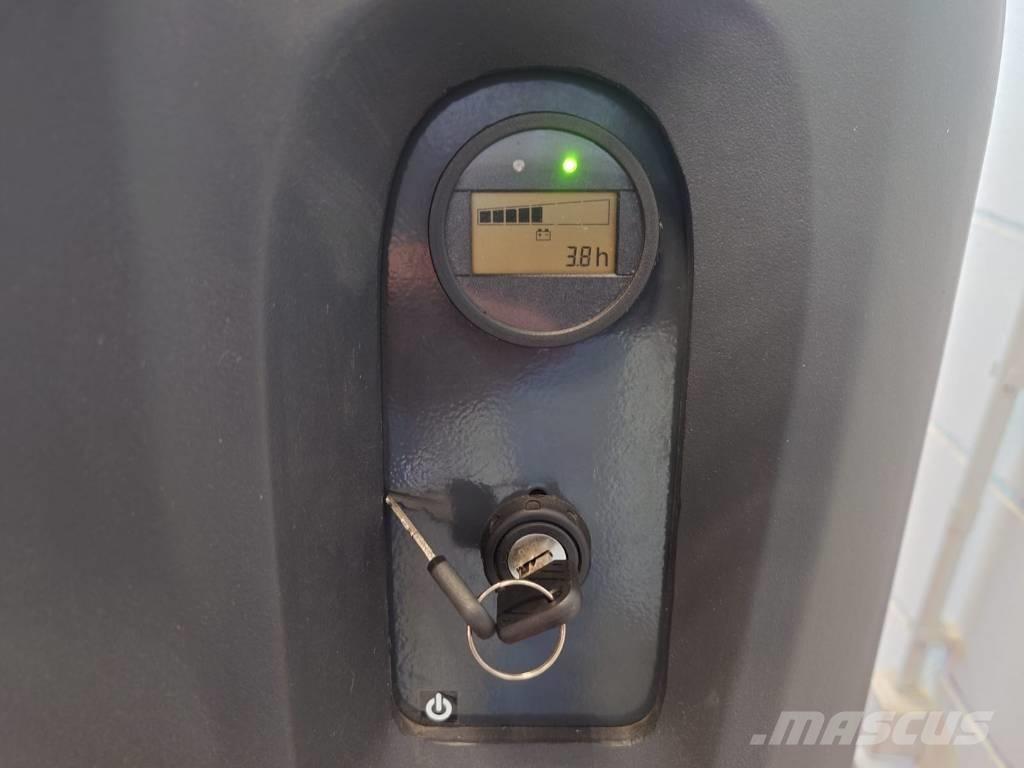 Linde T16P/1151-02 Električni nizko dvižni viličar s stojiščem