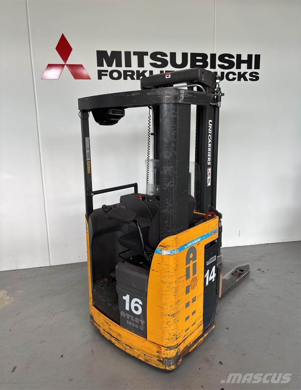 Atlet X160 Samopogonski ročni viličarji