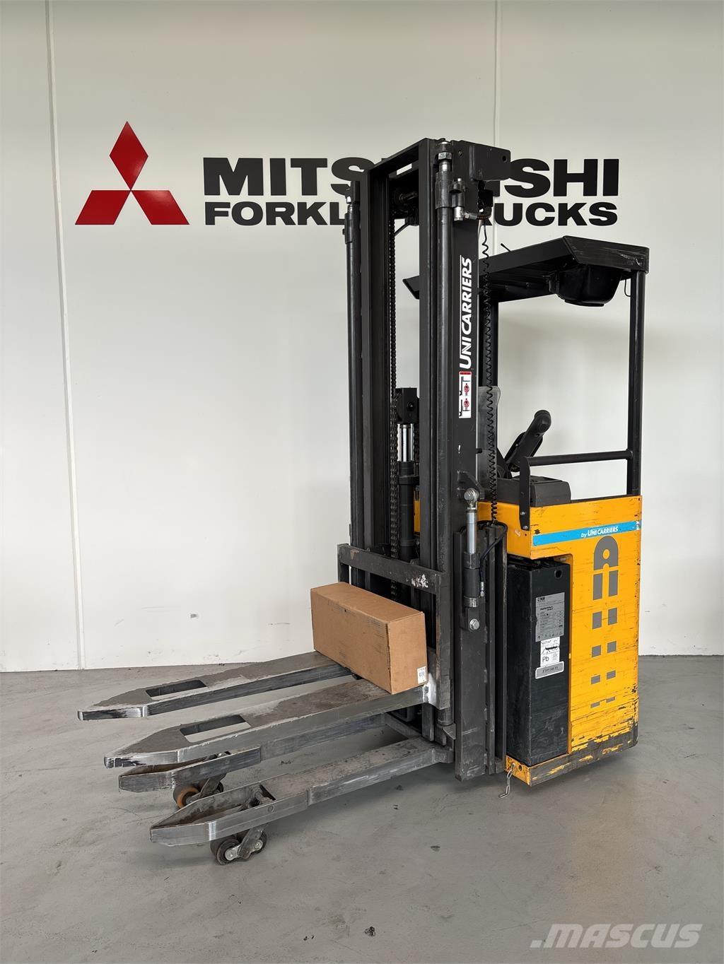 Atlet X160 Samopogonski ročni viličarji